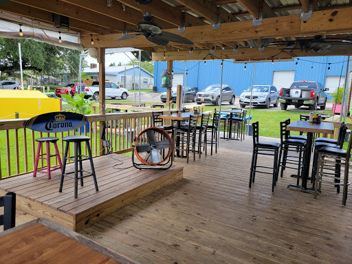 Jerry's Dockside Bar & Grill interior