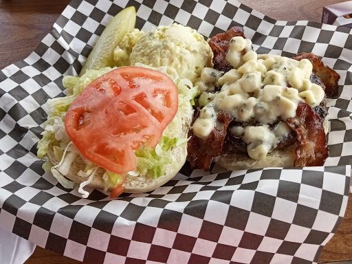 Jerry's Dockside Bar & Grill food